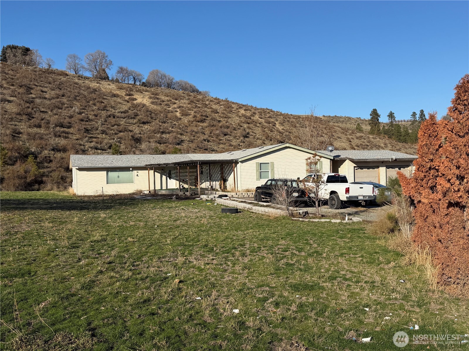 23227 Highway 20 , Okanogan, WA 98840