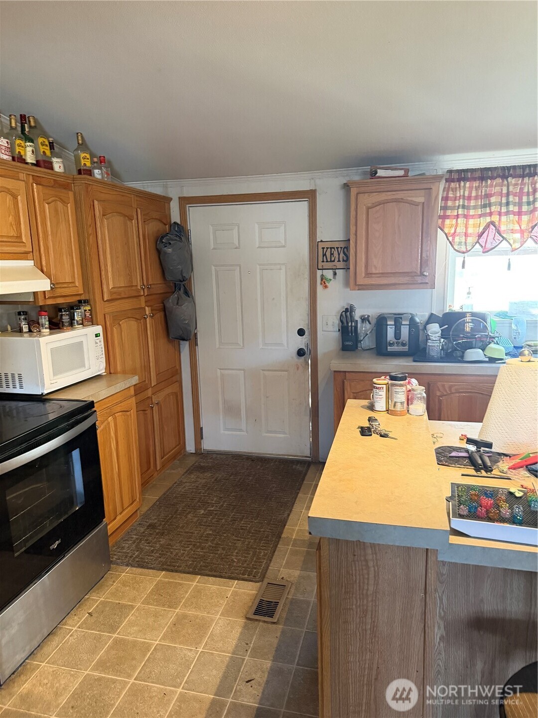 23227 Highway 20 , Okanogan, WA 98840