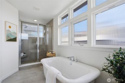 4106 Linden Avenue N #B, Seattle, WA 98103 - Photo 16