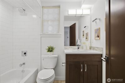 4106 Linden Avenue N #B, Seattle, WA 98103 - Photo 24