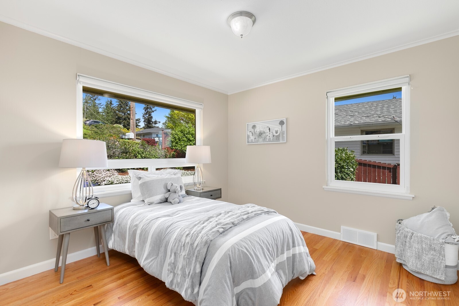 1429 SW 170th Street , Normandy Park, WA 98166