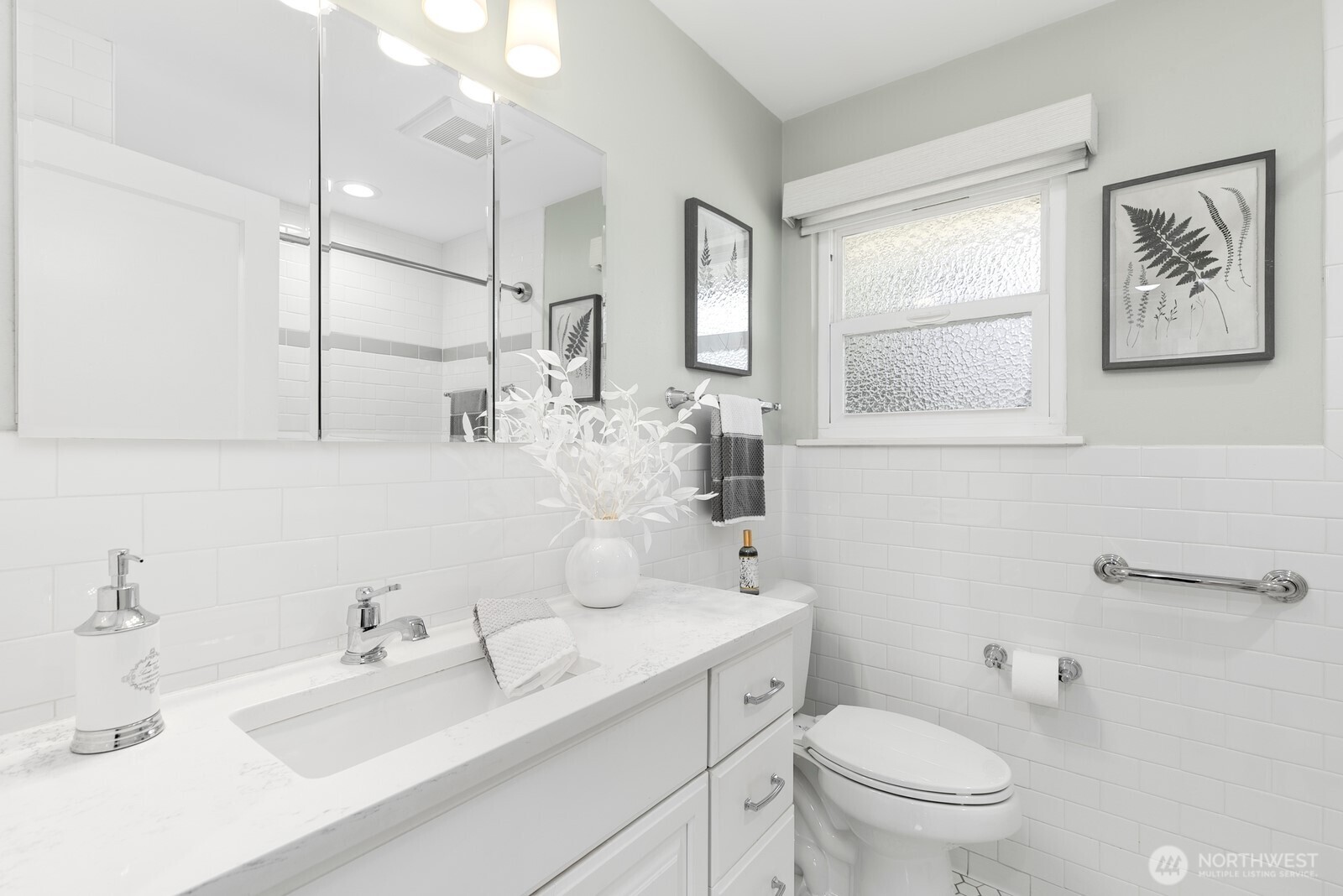 1429 SW 170th Street , Normandy Park, WA 98166