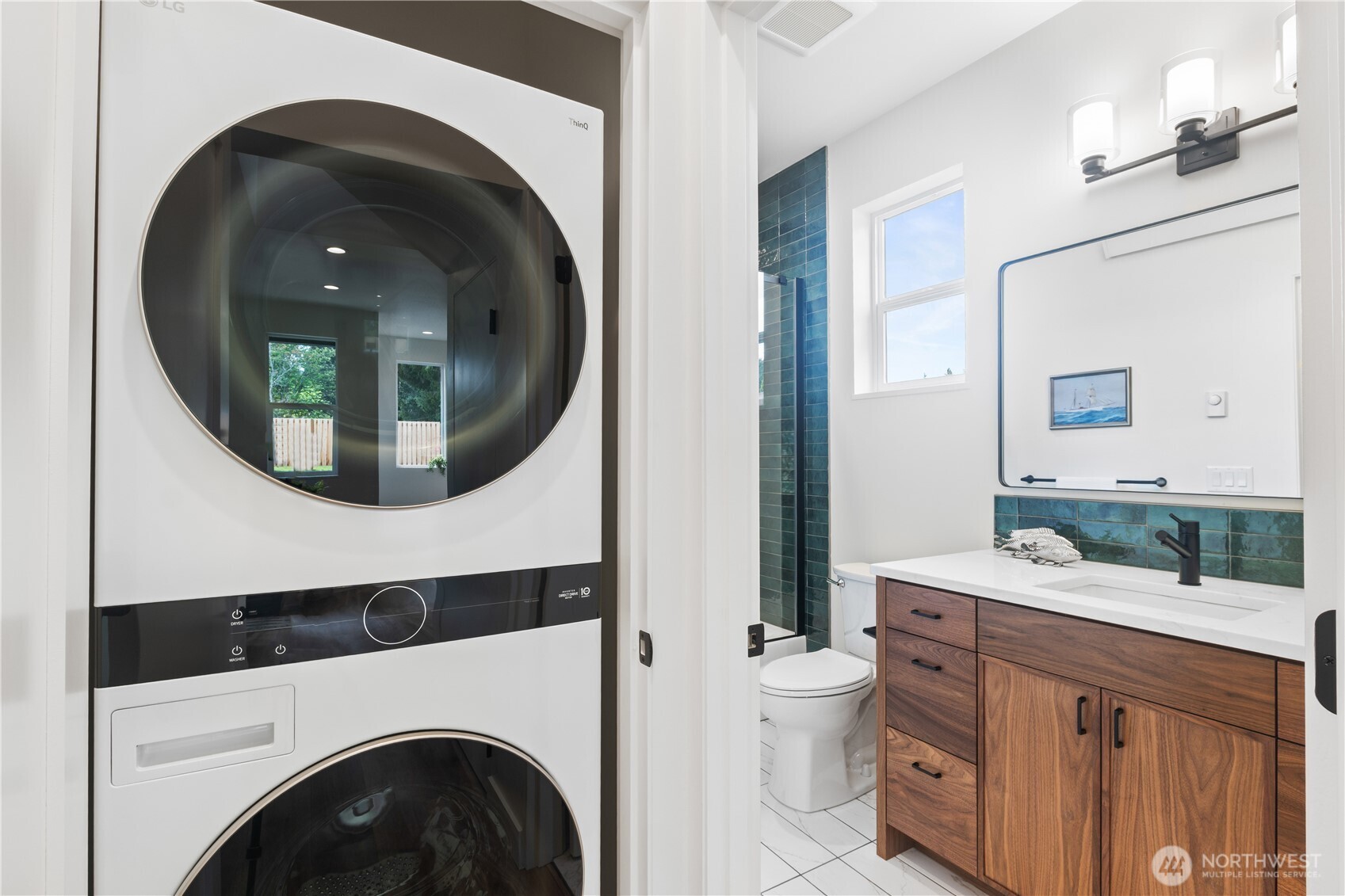 2907 Cedarwood Avenue , Bellingham, WA 98225