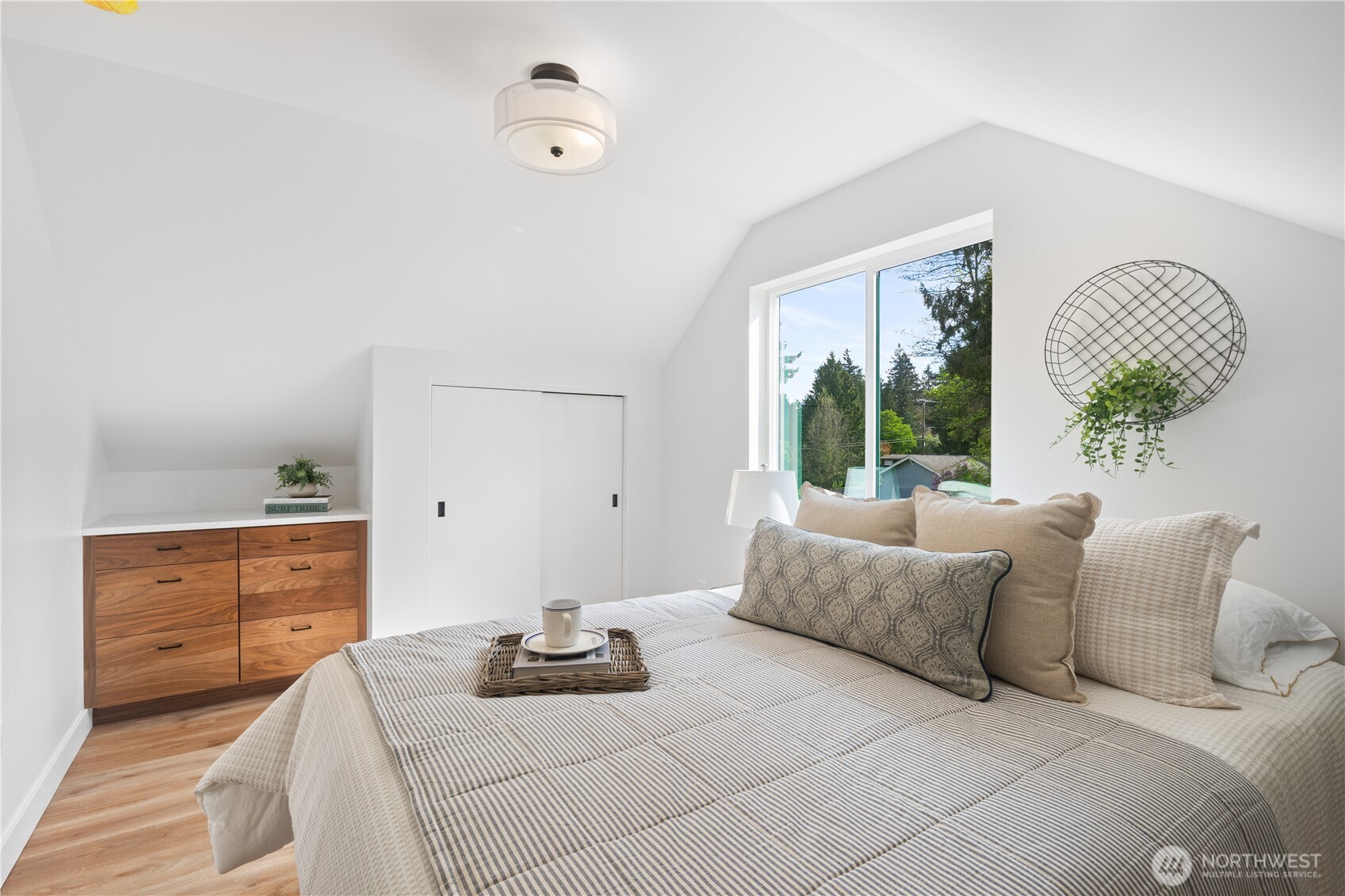 2907 Cedarwood Avenue , Bellingham, WA 98225