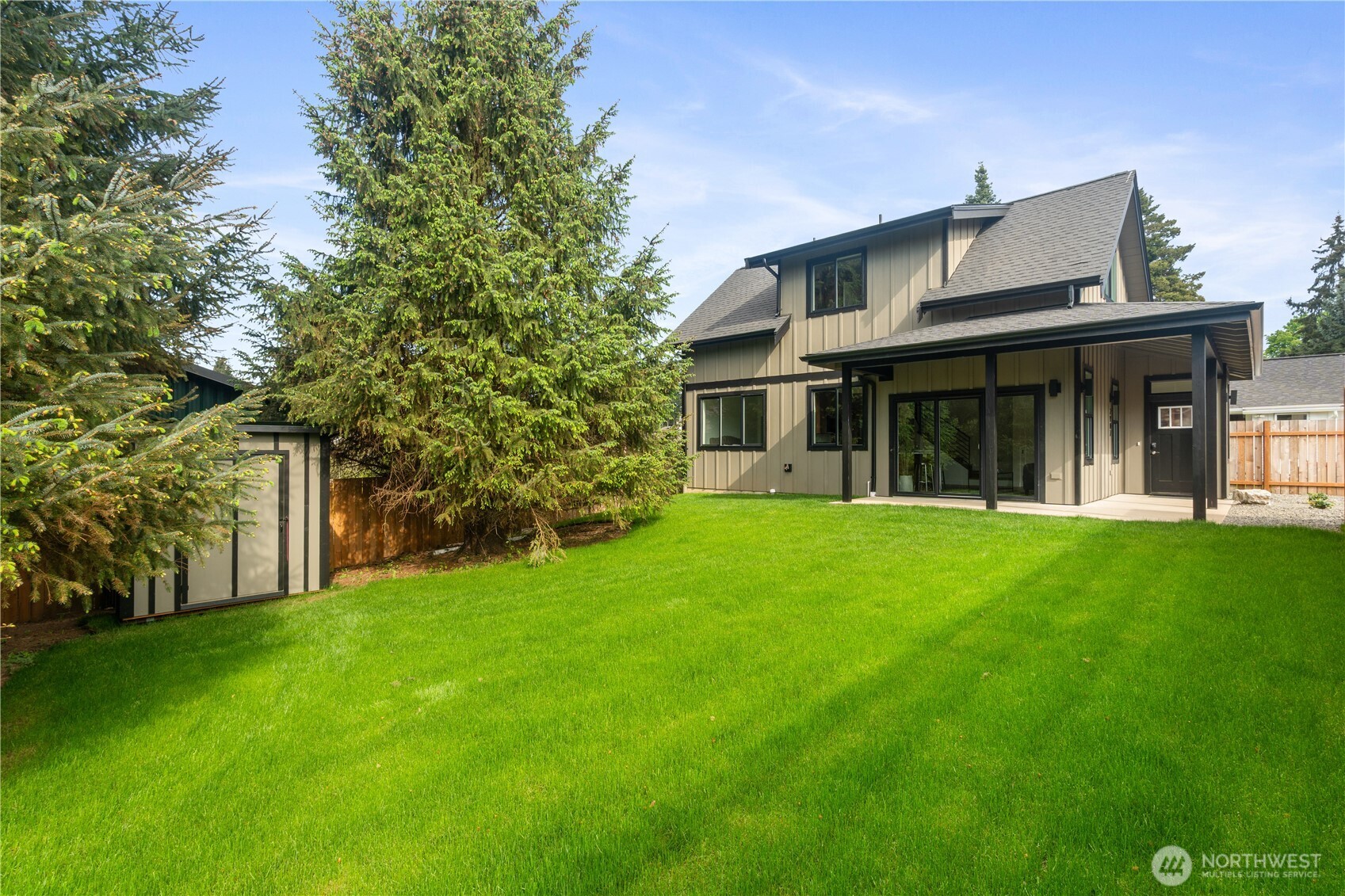 2907 Cedarwood Avenue , Bellingham, WA 98225