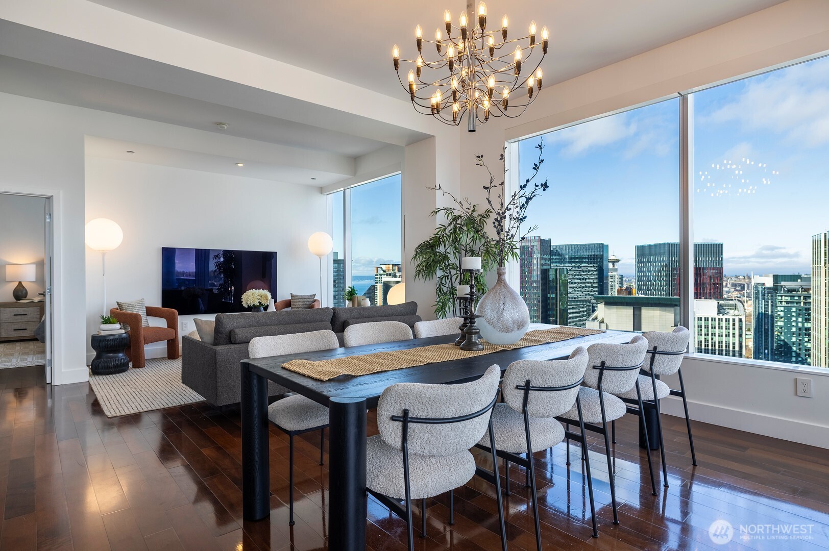 737 Olive Way #3702, Seattle, WA 98101