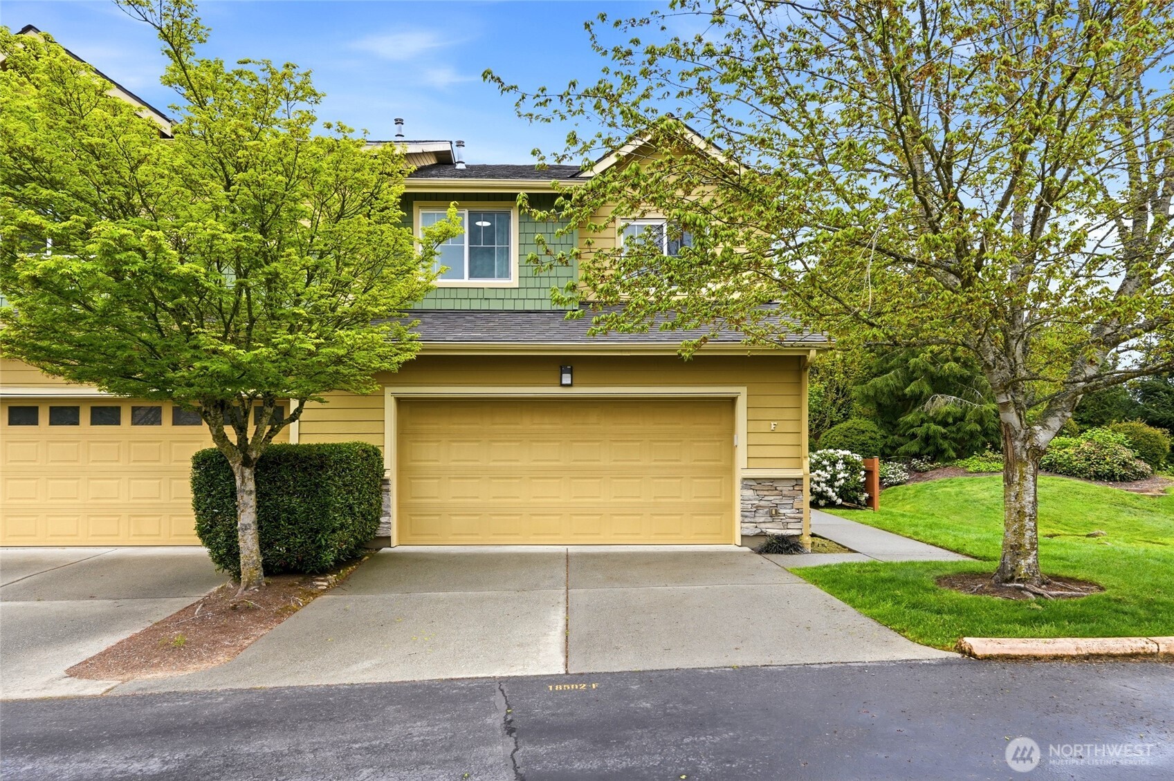 18502 36th Avenue W #F, Lynnwood, WA 98037