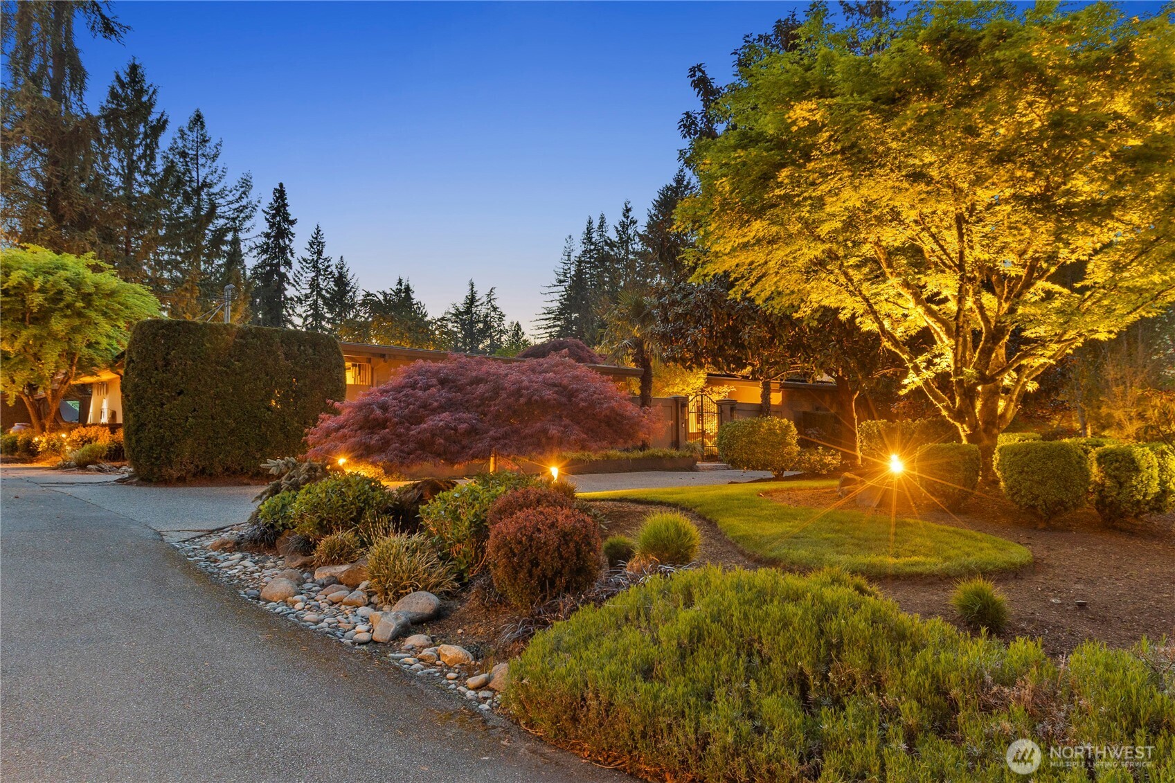 3215 78th Place NE, Medina, WA 98039