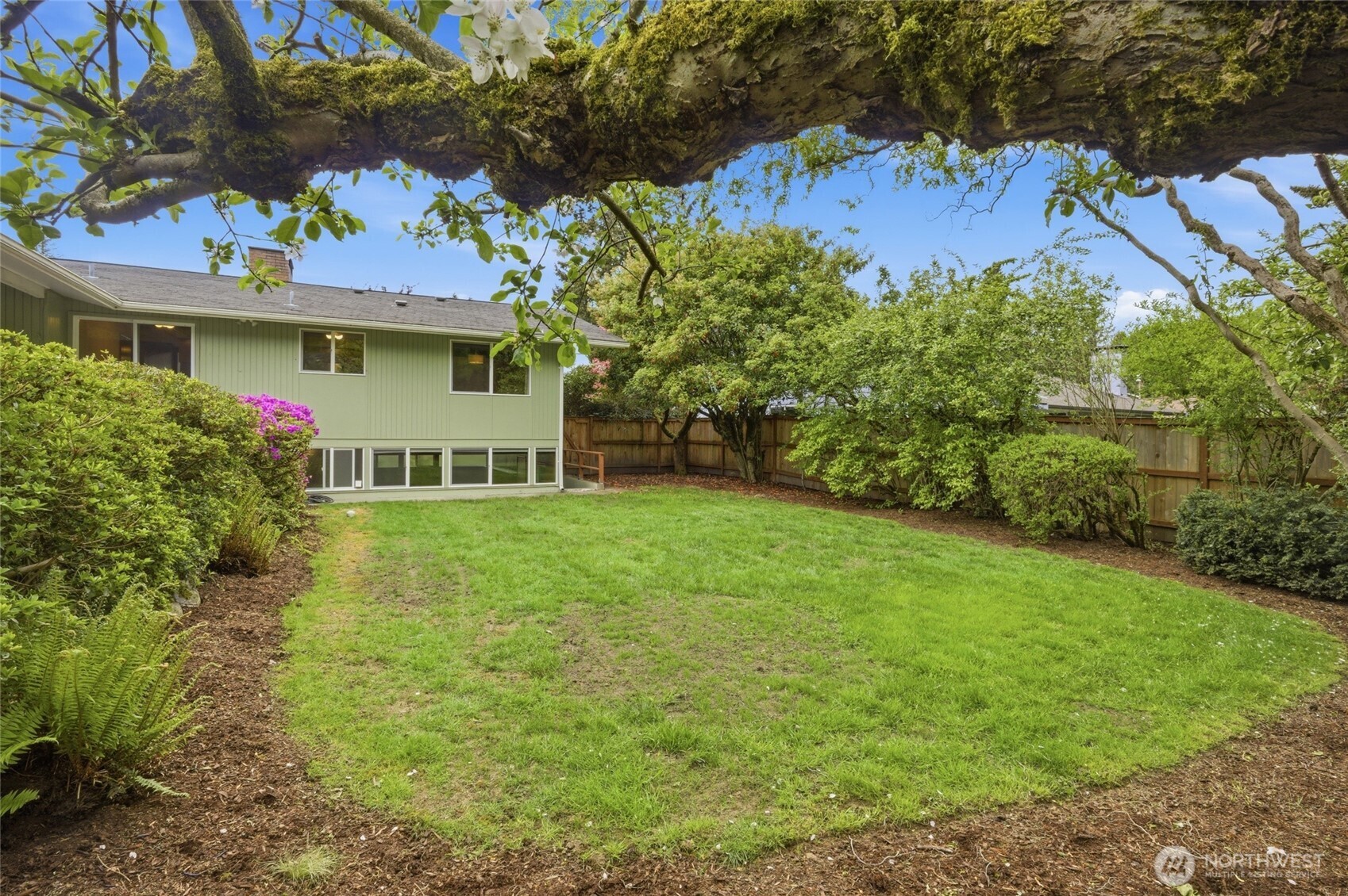 2952 Lybarger Street SE, Olympia, WA 98501