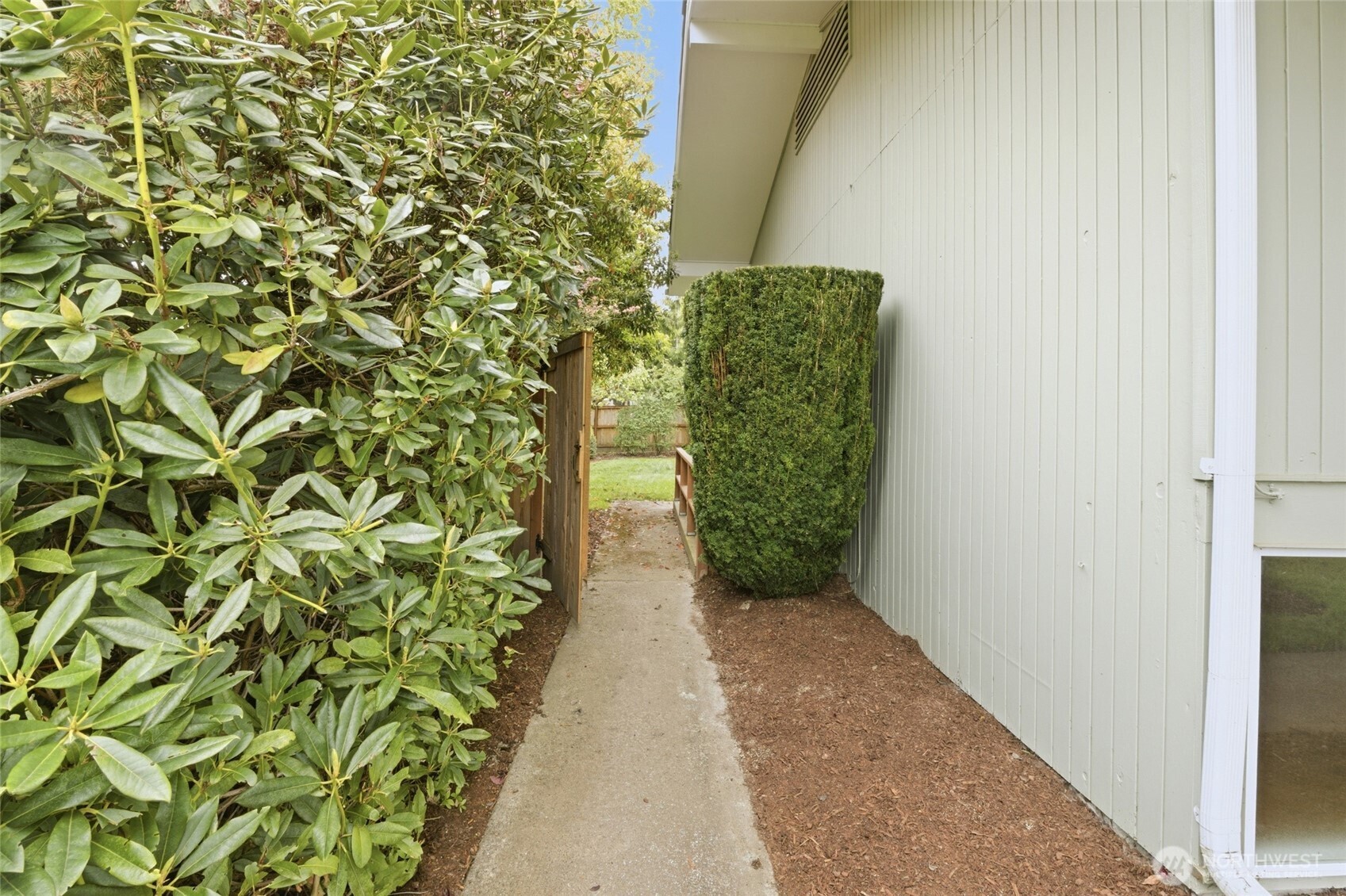 2952 Lybarger Street SE, Olympia, WA 98501