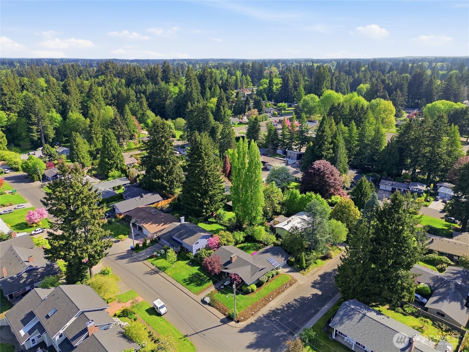 2952 Lybarger Street SE, Olympia, WA 98501