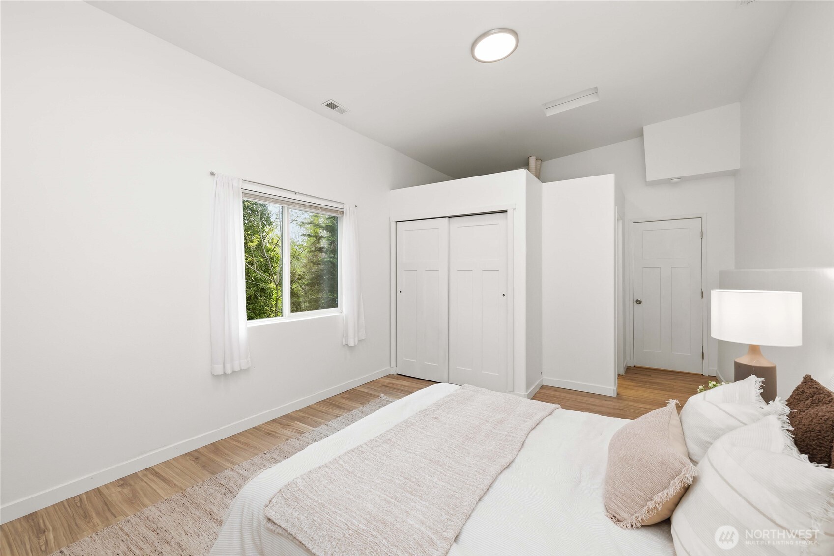 23120 SE 246th Place , Maple Valley, WA 98038