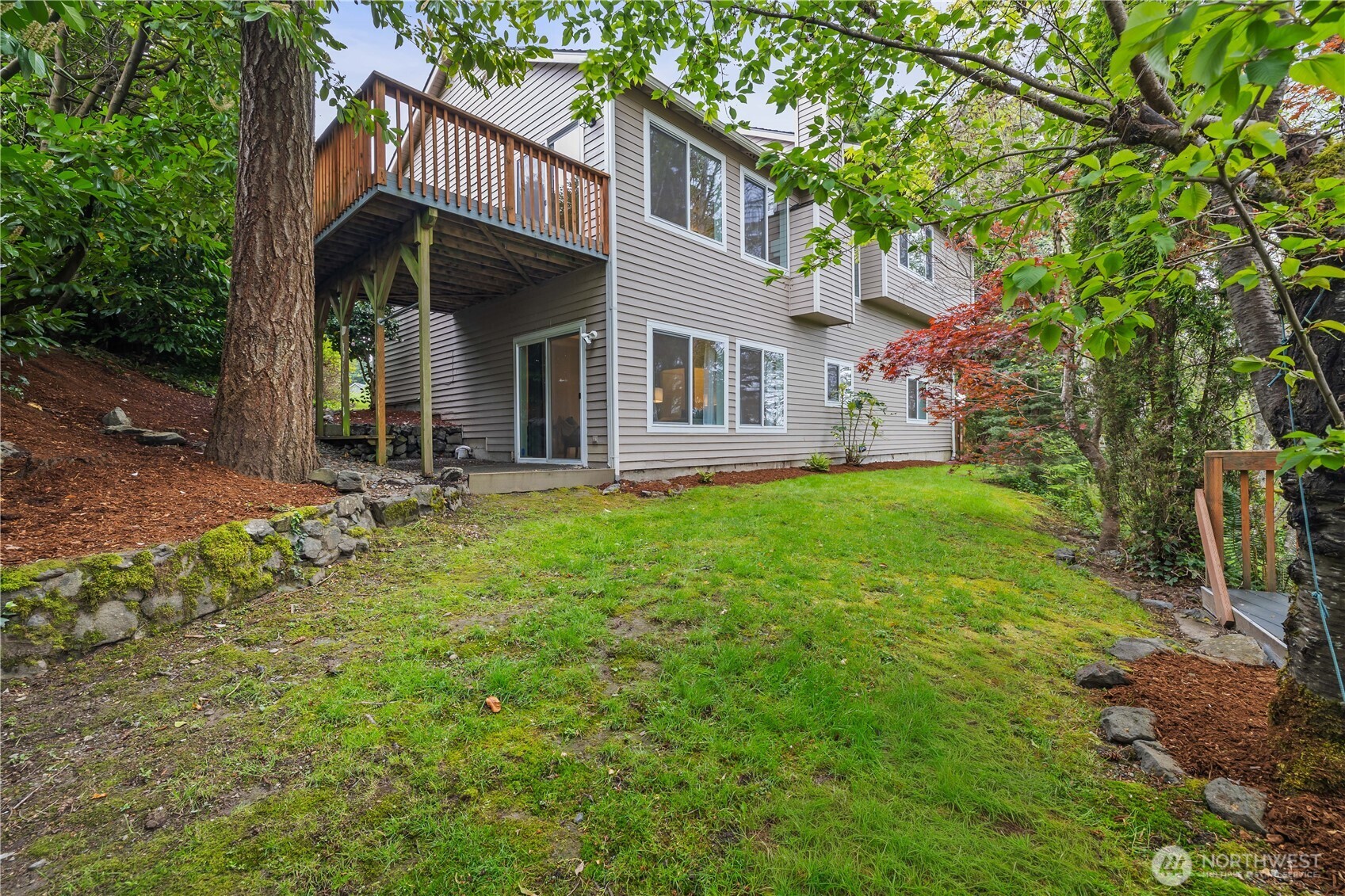 23120 SE 246th Place , Maple Valley, WA 98038
