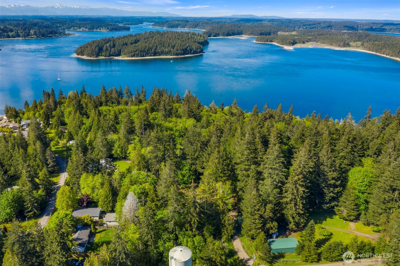 9725 Hunter Point Road NW, Olympia, WA 98502