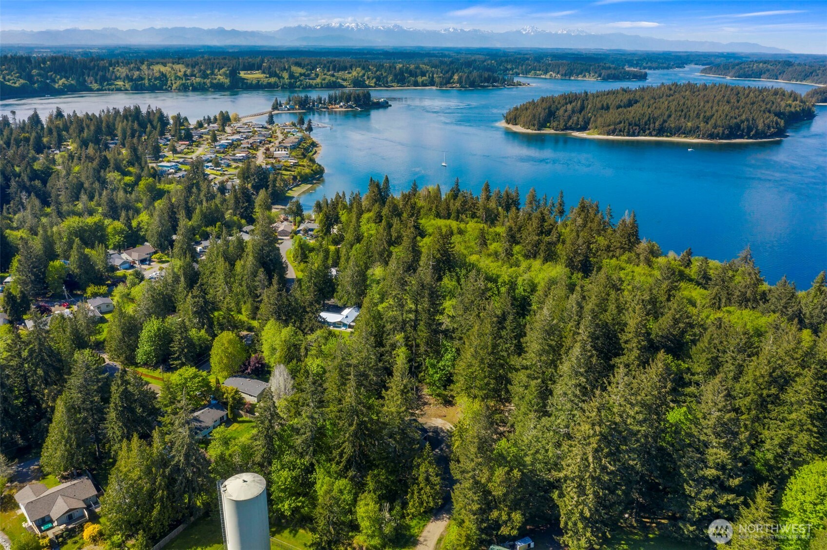 9725 Hunter Point Road NW, Olympia, WA 98502