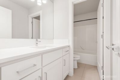 15021 73rd Court NE, Kenmore, WA 98028 - Photo 15