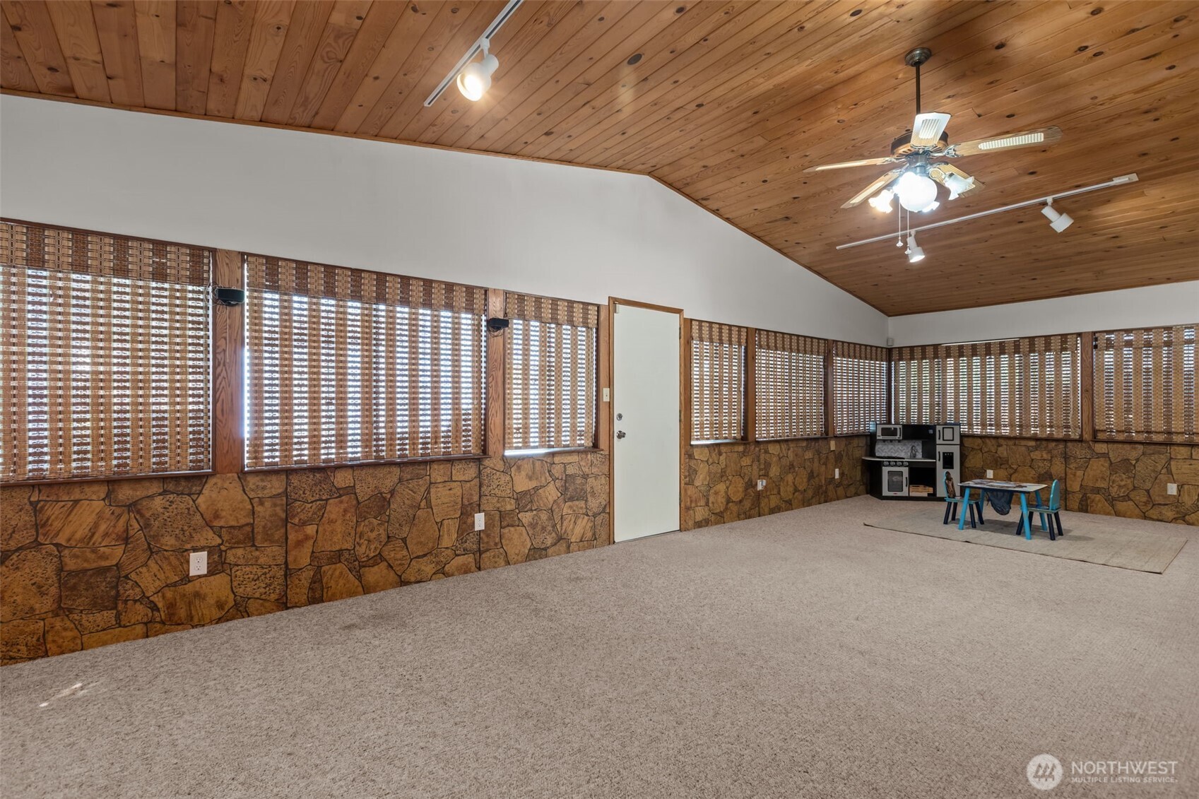 16022 126th Avenue SE, Renton, WA 98058