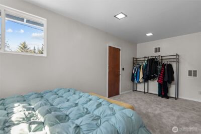 16022 126th Avenue SE, Renton, WA 98058 - Photo 11