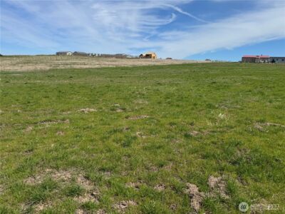 2 Wenatchee Heights Road , Wenatchee, WA 98801 - Photo 3