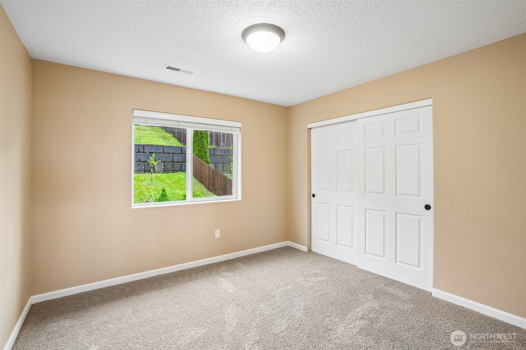 4475 Y Street , Washougal, WA 98671