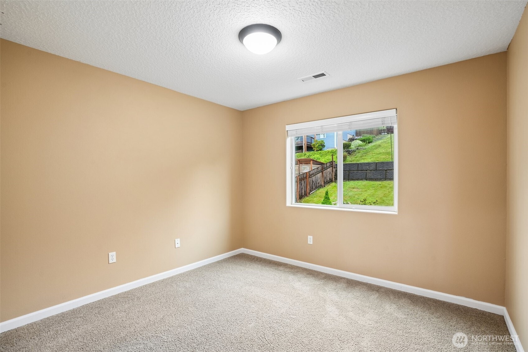 4475 Y Street , Washougal, WA 98671