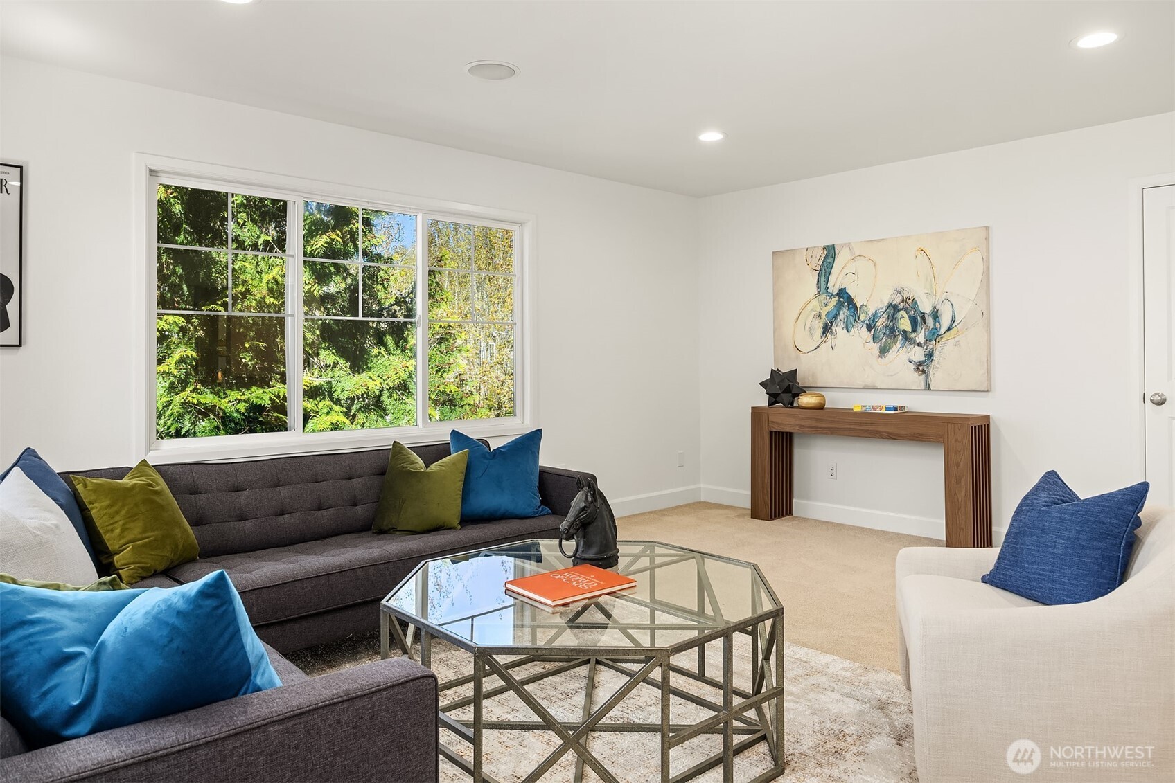 1032 272nd Place SE, Sammamish, WA 98075
