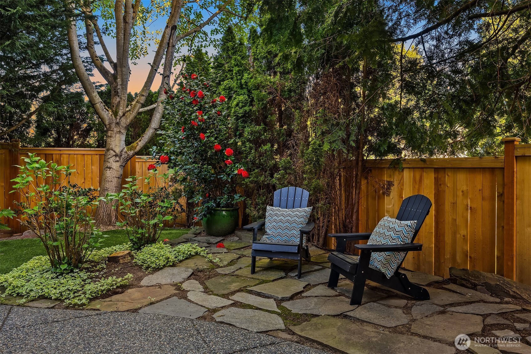 1032 272nd Place SE, Sammamish, WA 98075
