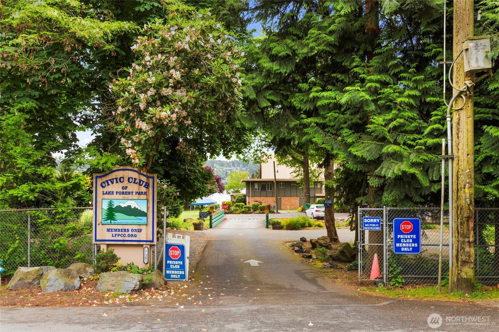 1519 NE 185th Street , Shoreline, WA 98155