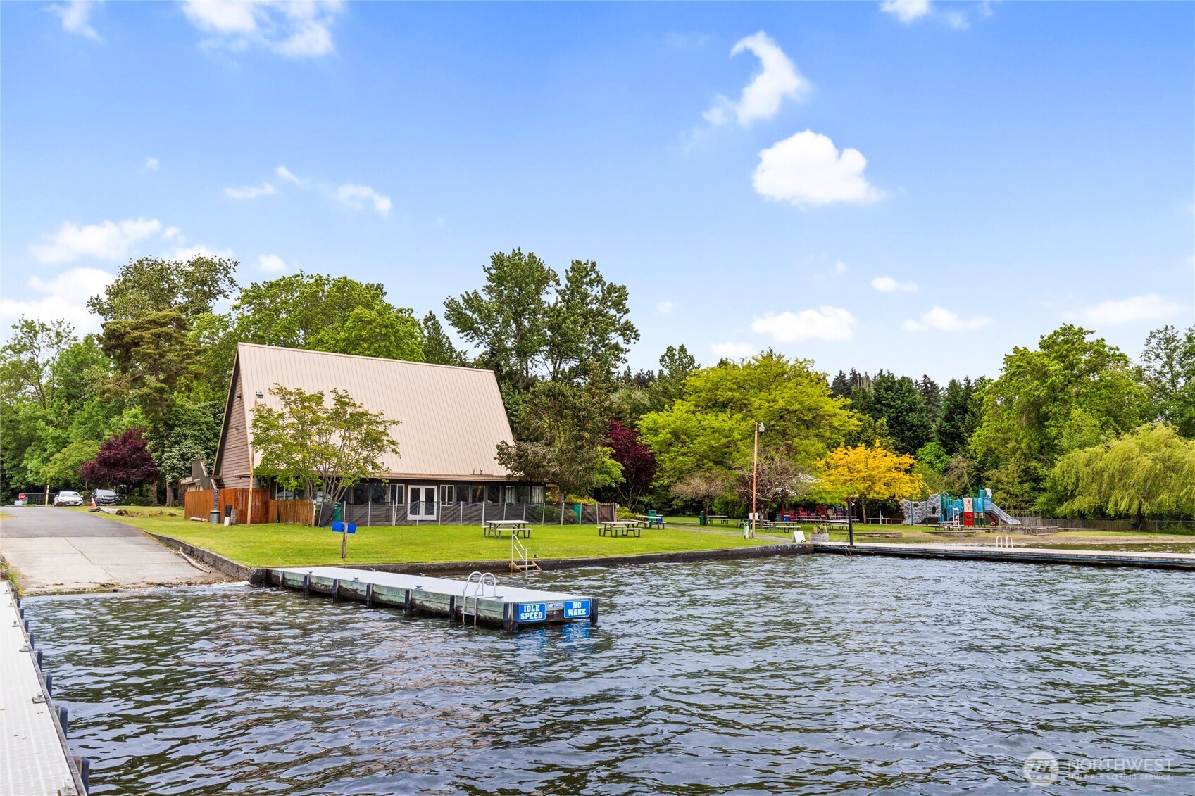 1519 NE 185th Street , Shoreline, WA 98155