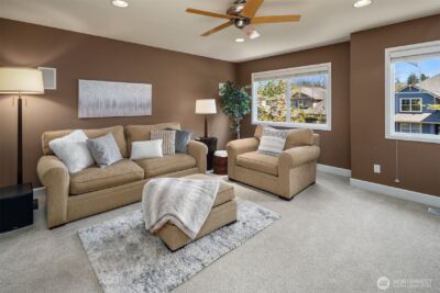 3517 211th Pl SE , Sammamish, WA 98075 - Photo 25