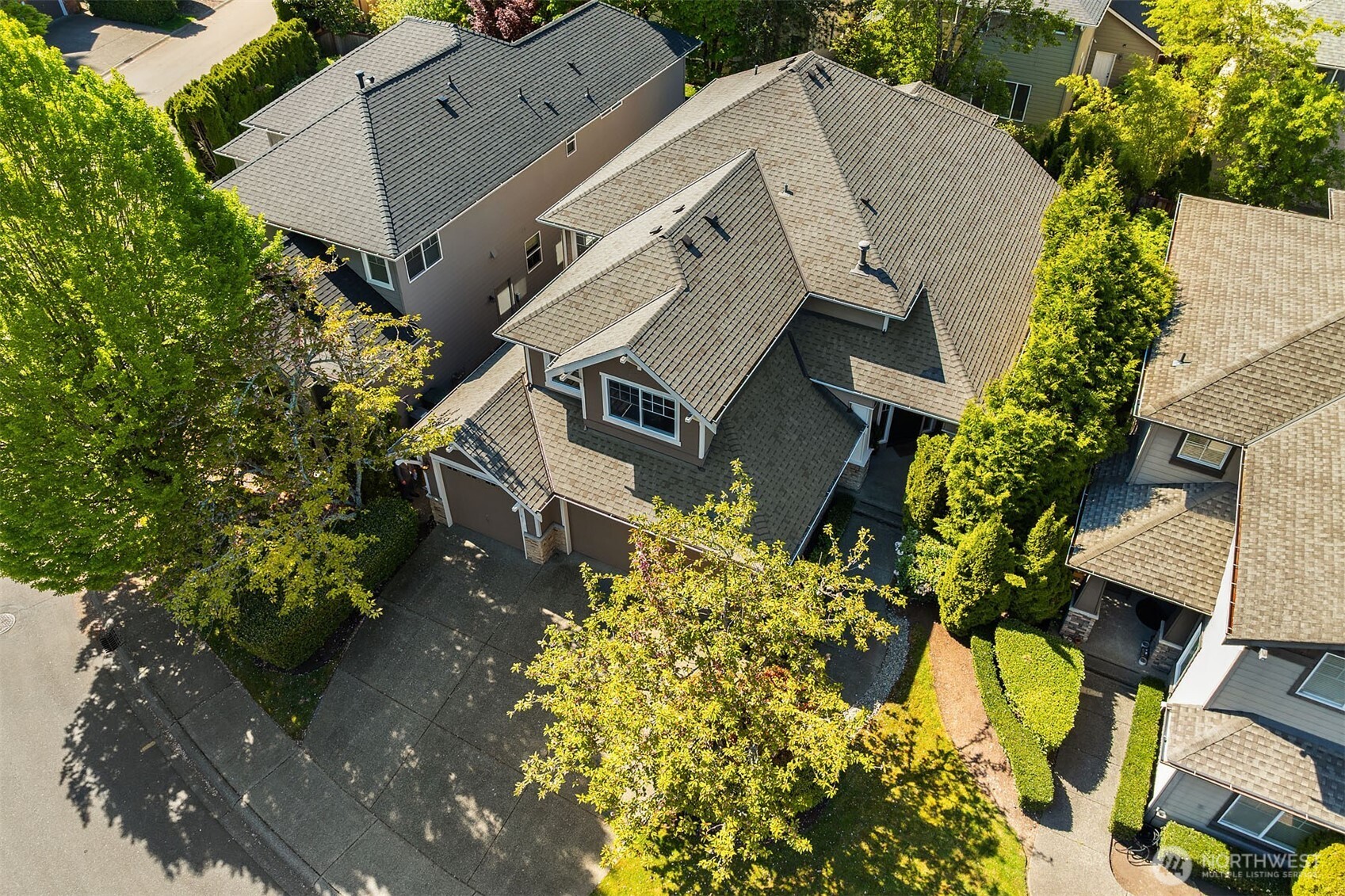 3517 211th Pl SE , Sammamish, WA 98075