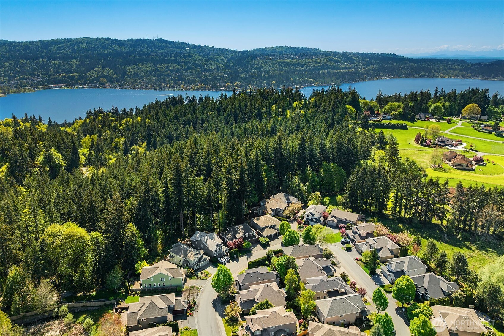 3517 211th Pl SE , Sammamish, WA 98075