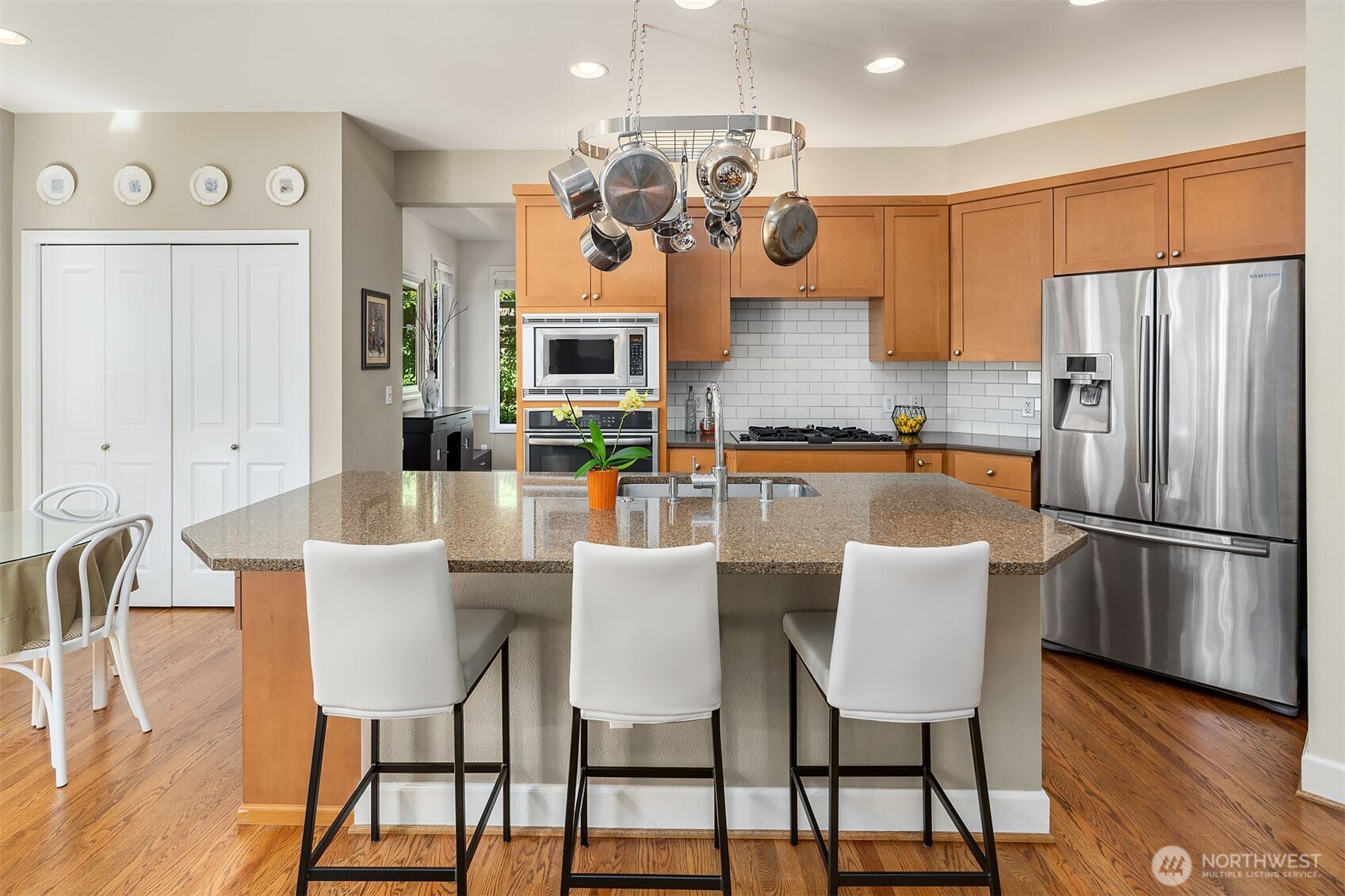 3517 211th Pl SE , Sammamish, WA 98075