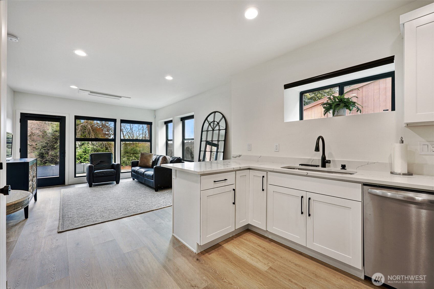 4224 NE 124th Street , Seattle, WA 98125