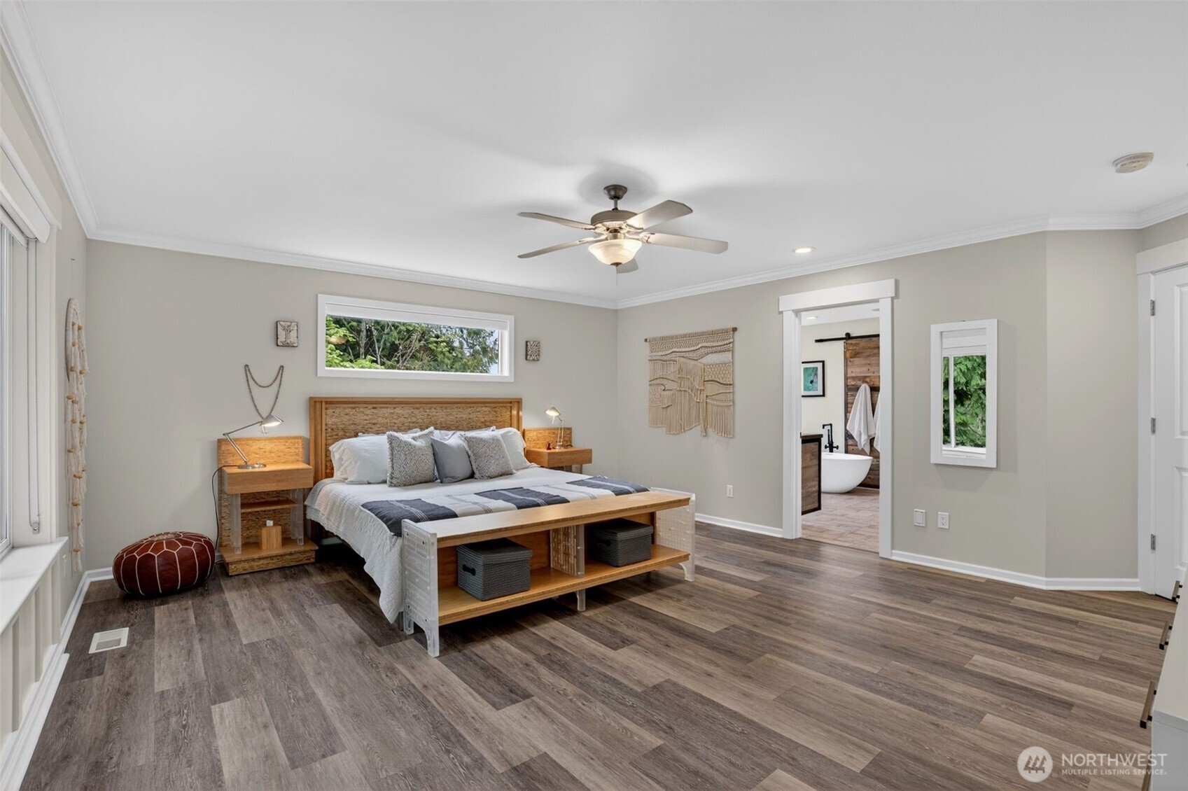 11419 NE 100th Street , Kirkland, WA 98033