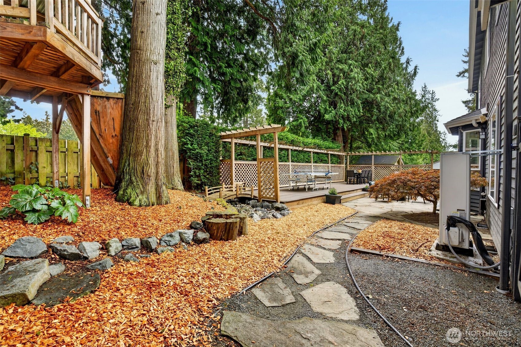 11419 NE 100th Street , Kirkland, WA 98033