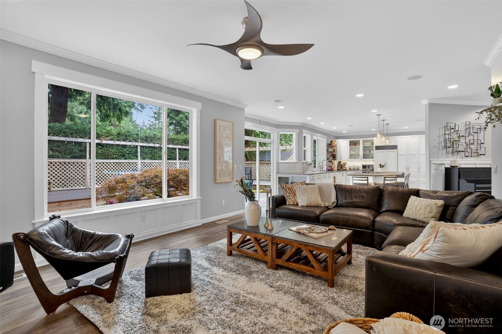11419 NE 100th Street , Kirkland, WA 98033
