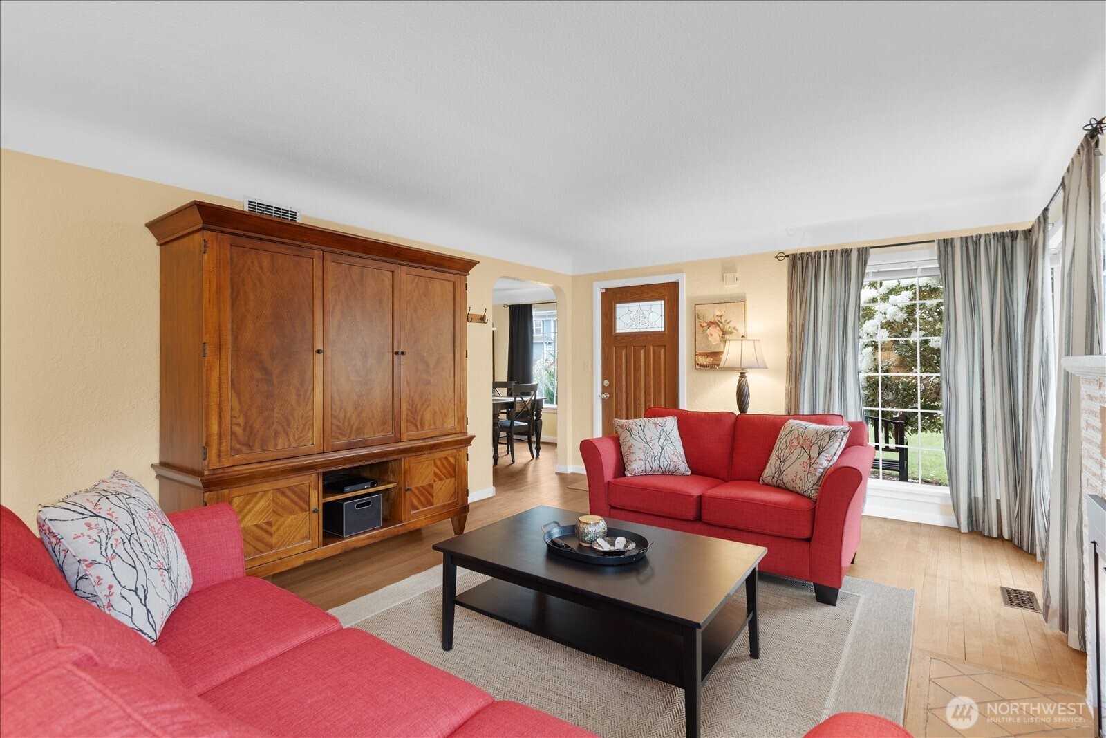 221 Tamarack Avenue , Everett, WA 98203