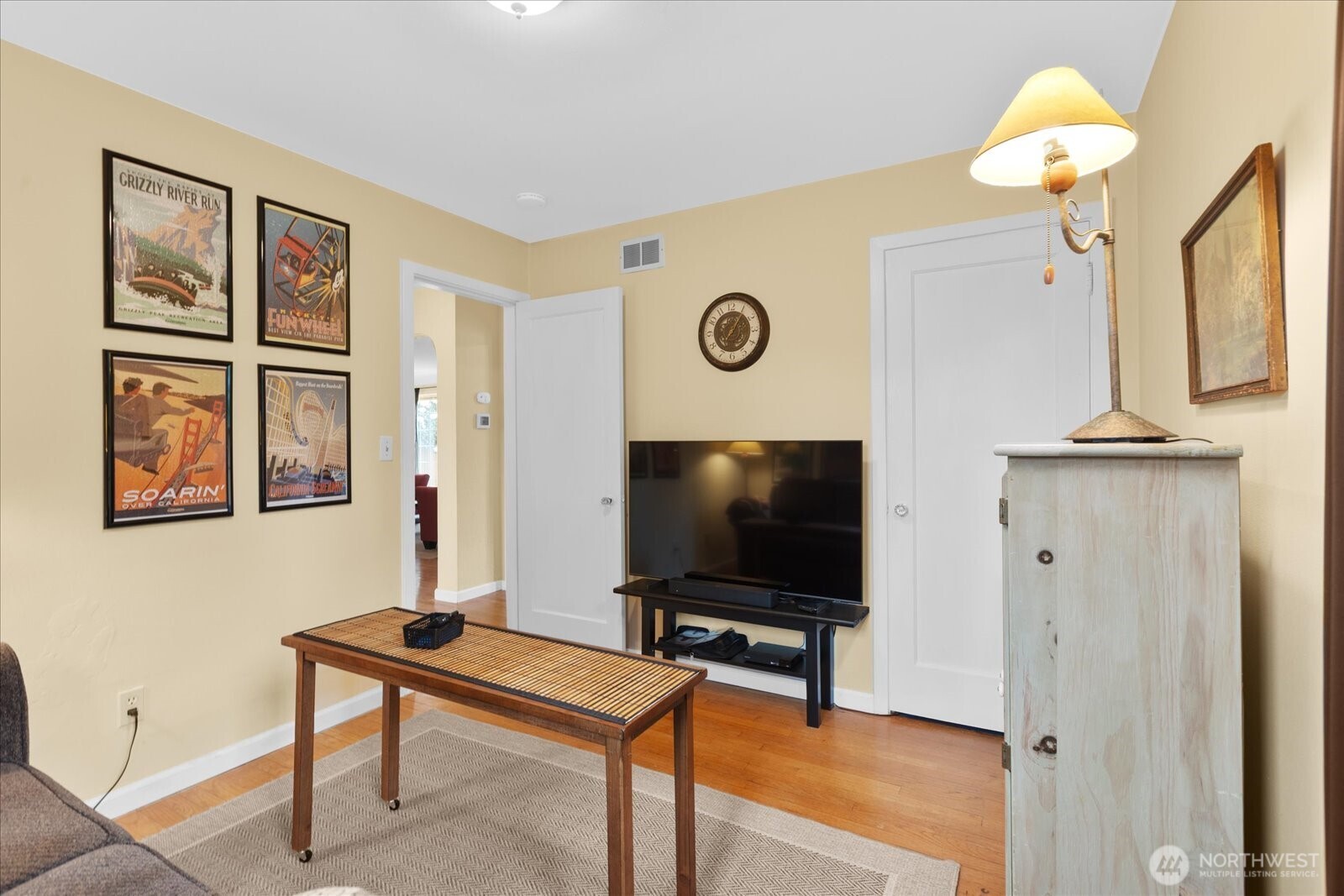 221 Tamarack Avenue , Everett, WA 98203