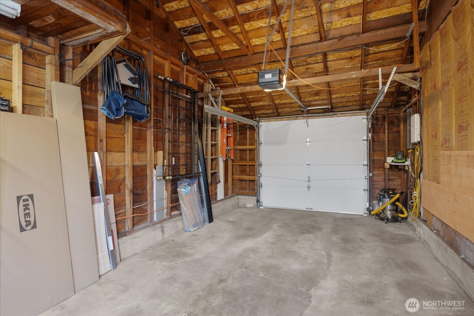 221 Tamarack Avenue , Everett, WA 98203