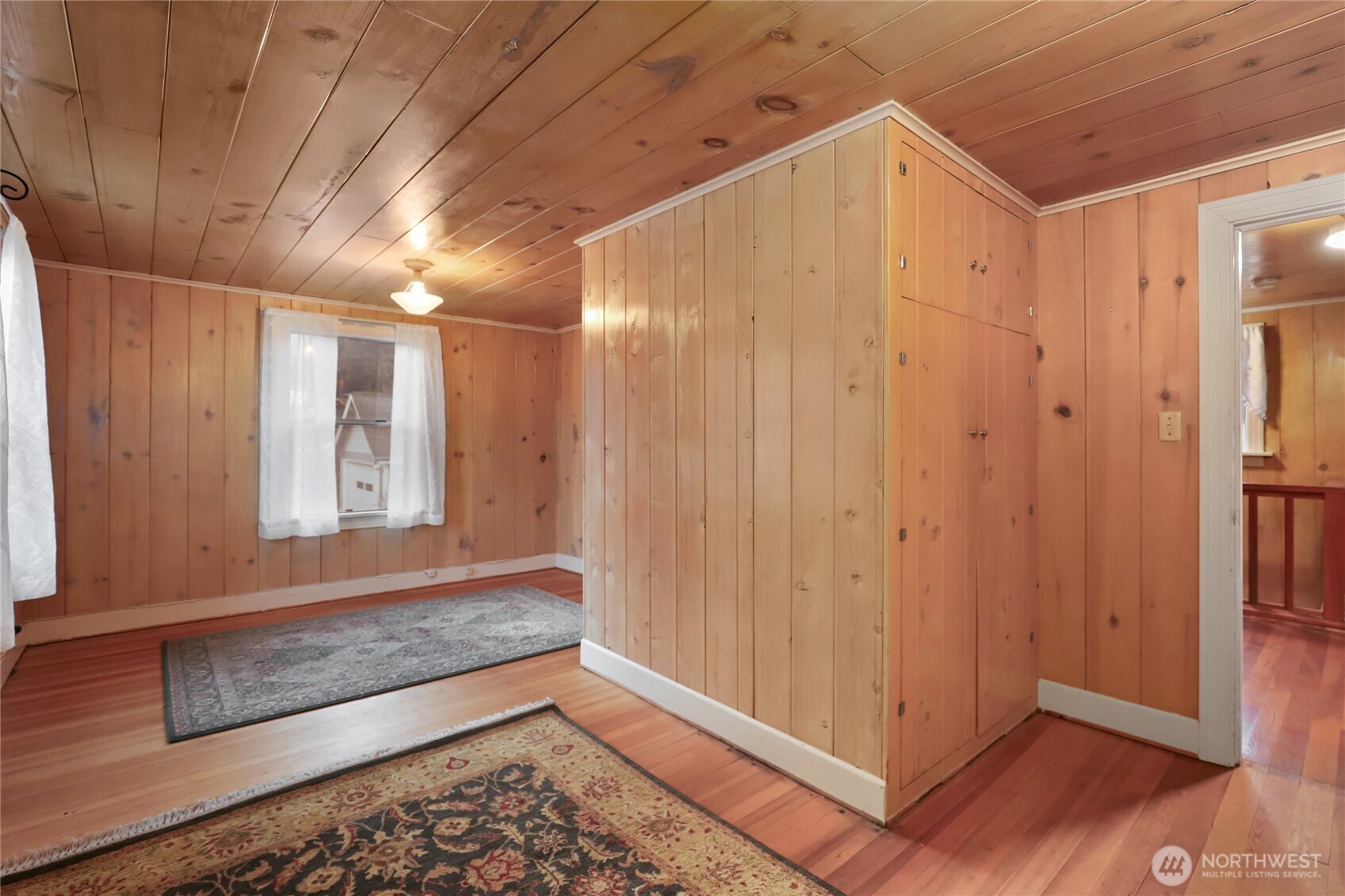 5762 Chico Way NW, Bremerton, WA 98312-1144