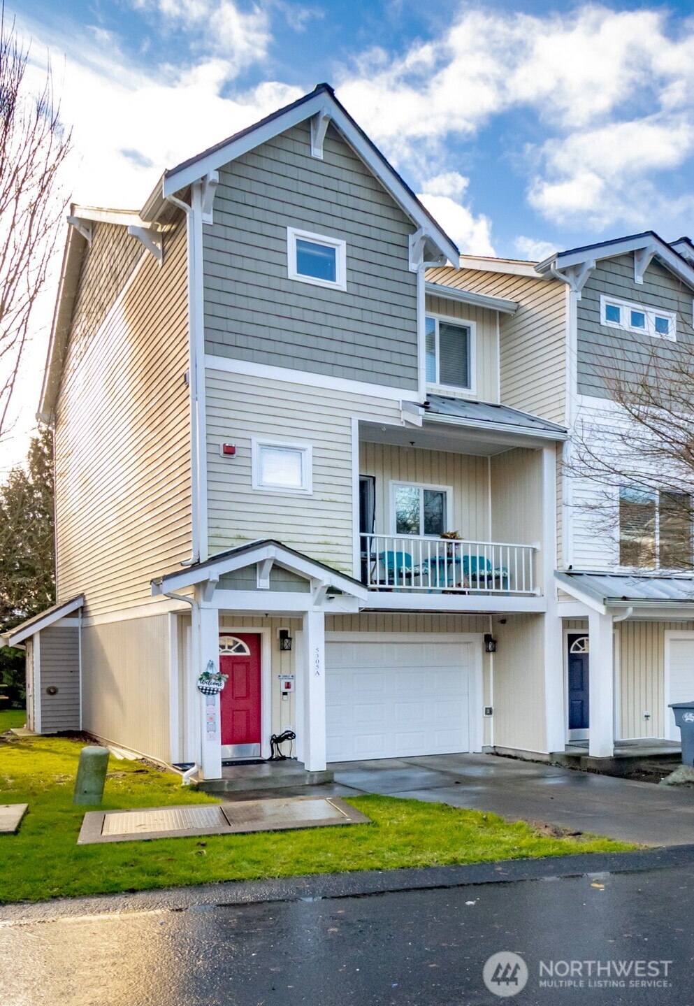 5305 Military RD E #A, Tacoma, WA 98446