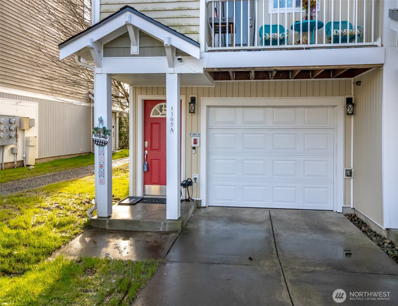 5305 Military RD E #A, Tacoma, WA 98446