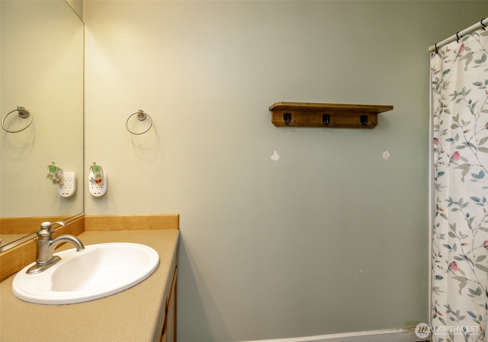 5305 Military RD E #A, Tacoma, WA 98446