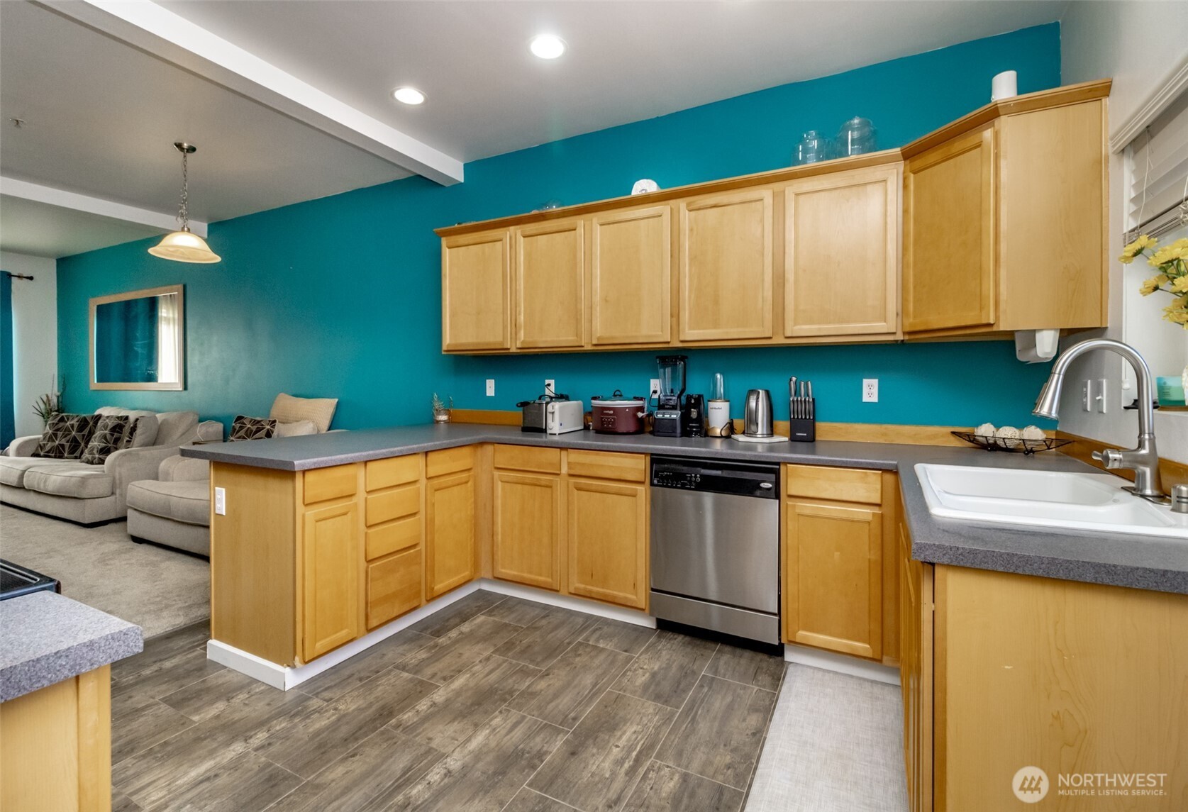 5305 Military RD E #A, Tacoma, WA 98446