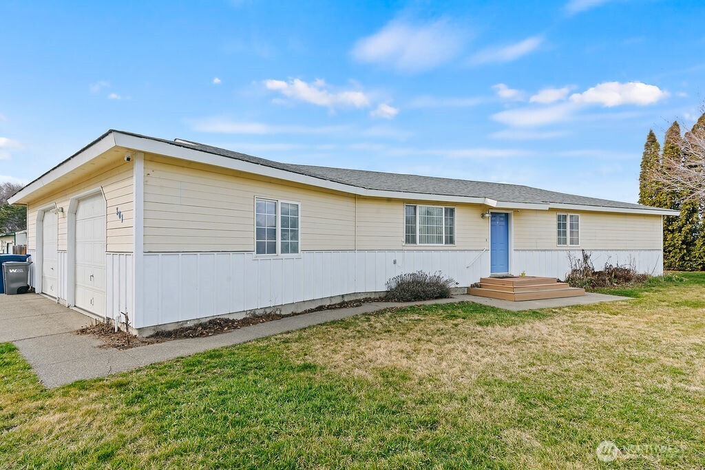 301 W Helena Avenue , Ellensburg, WA 98926