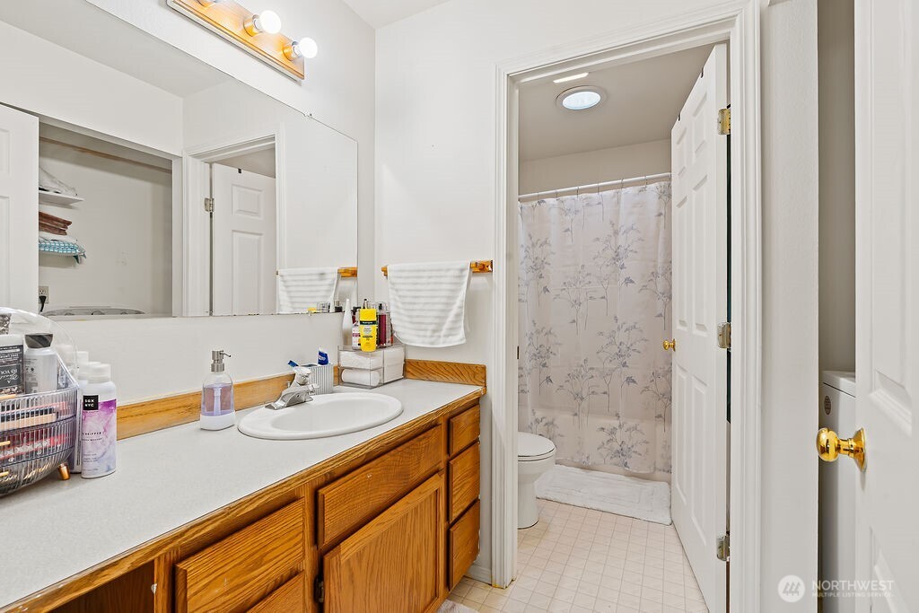 301 W Helena Avenue , Ellensburg, WA 98926
