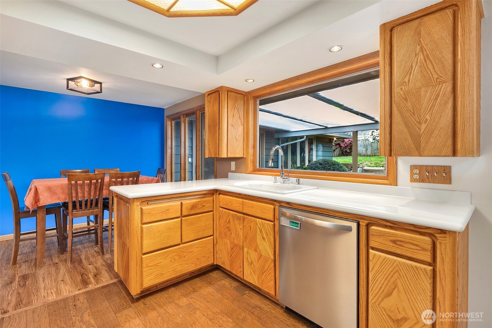 4919 Dogwood Drive , Everett, WA 98203
