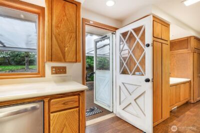 4919 Dogwood Drive , Everett, WA 98203 - Photo 5