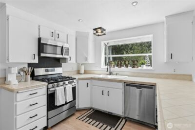 24424 249th Avenue SE, Maple Valley, WA 98038 - Photo 9